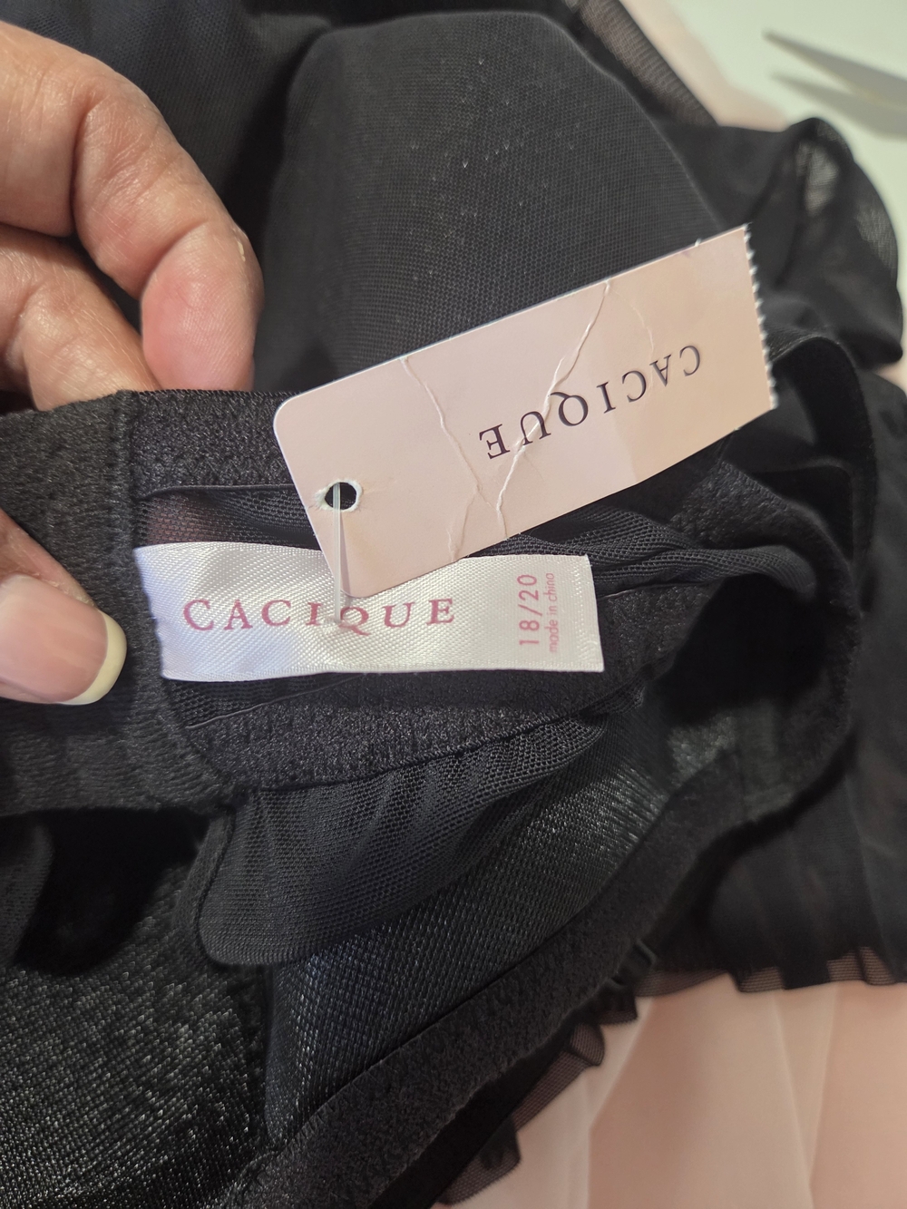 Cacique Black Embroidered Lace Chemise with Bow Size 18/20 - Picture 9 of 10